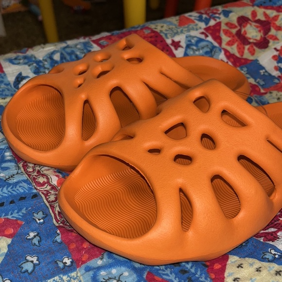 EVA Foam 450 Slide Caged Unbranded Sandals New Rust Burnt Orange - Picture 17 of 17